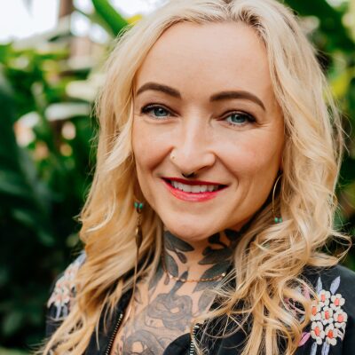 Danielle Headshot